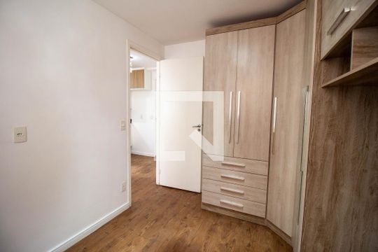 Quarto 1 de apartamento para alugar com 2 quartos, 34m² em Barra Funda, São Paulo
