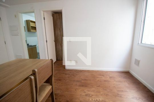 Sala de apartamento para alugar com 2 quartos, 34m² em Barra Funda, São Paulo
