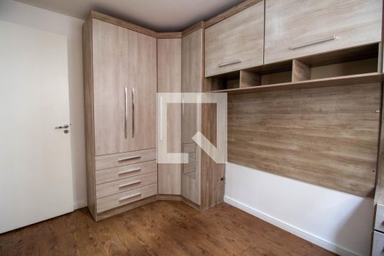 Quarto 1 de apartamento para alugar com 2 quartos, 34m² em Barra Funda, São Paulo