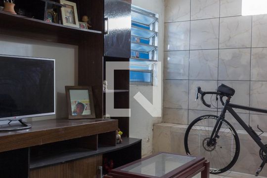 Sala de casa à venda com 5 quartos, 205m² em Dos Casa, São Bernardo do Campo