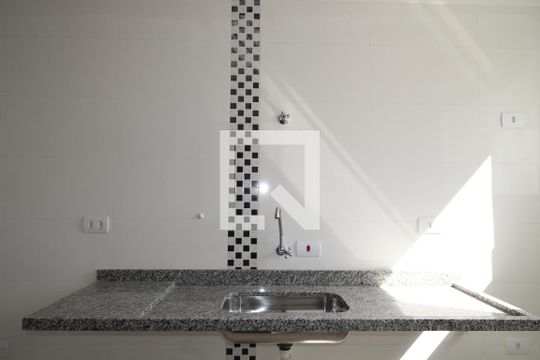 Sala/Cozinha e área de serviço de apartamento à venda com 2 quartos, 41m² em Vila Nhocune, São Paulo