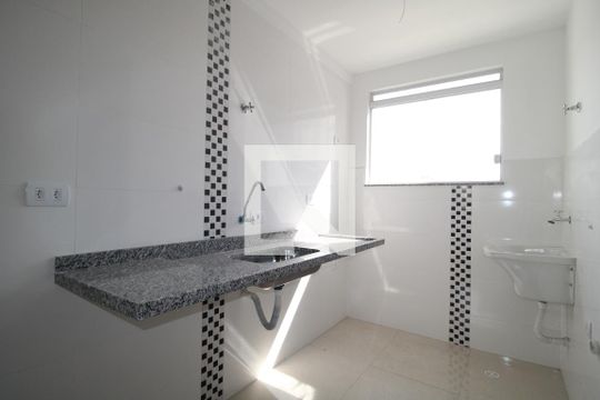 Sala/Cozinha e área de serviço de apartamento à venda com 2 quartos, 41m² em Vila Nhocune, São Paulo
