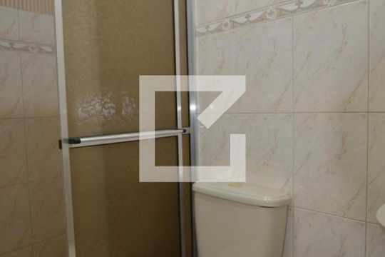 Banheiro da Suíte 1 de casa à venda com 5 quartos, 210m² em Vila Kosmos, Rio de Janeiro