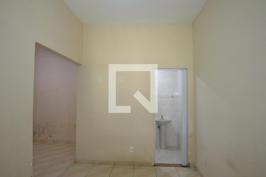 Quarto 1 Suite de casa para alugar com 5 quartos, 210m² em Vila Kosmos, Rio de Janeiro