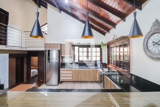 Cozinha de casa à venda com 3 quartos, 185m² em Cristo Rei, São Leopoldo