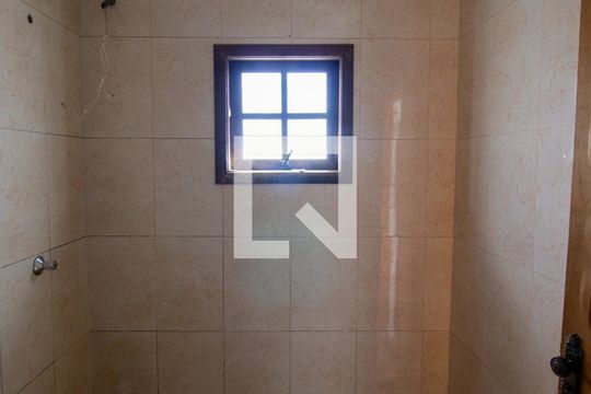 Banheiro de casa à venda com 1 quarto, 30m² em Cidade Antônio Estêvão de Carvalho, São Paulo