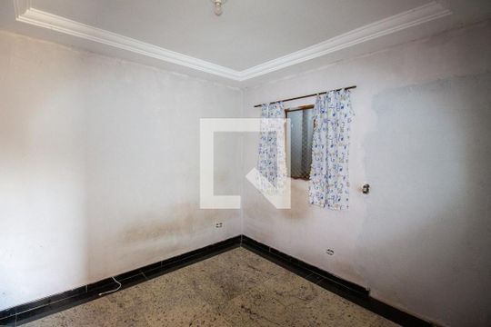 Quarto de casa à venda com 1 quarto, 30m² em Cidade Antônio Estêvão de Carvalho, São Paulo
