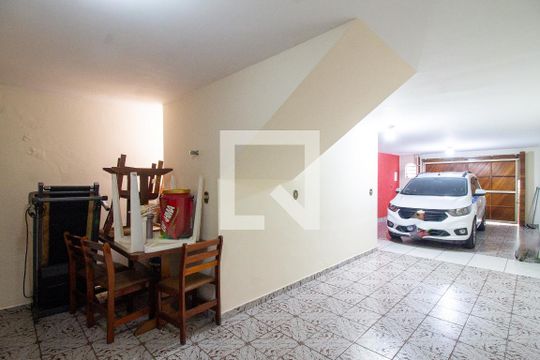Garagem de casa à venda com 3 quartos, 300m² em Jardim Vila Galvao, Guarulhos