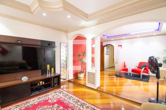Sala de casa à venda com 3 quartos, 300m² em Jardim Vila Galvao, Guarulhos