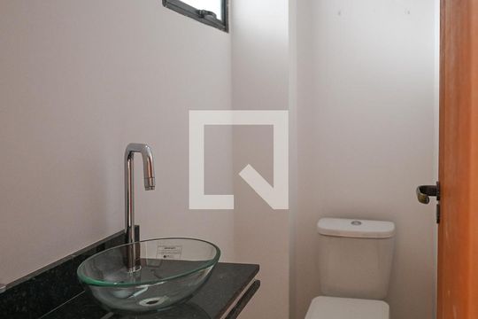 Lavabo de casa à venda com 3 quartos, 144m² em Bosque da Saúde, São Paulo