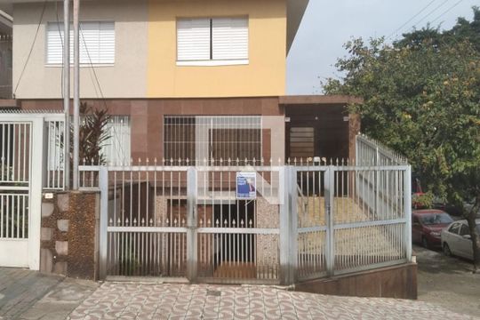 Fachada de casa à venda com 3 quartos, 85m² em Vila Paiva, São Paulo