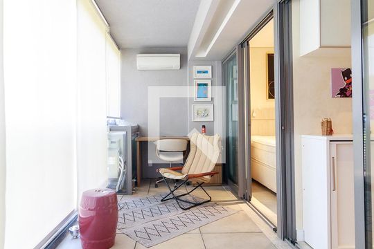Sala - Varanda de apartamento para alugar com 2 quartos, 66m² em Brooklin, São Paulo