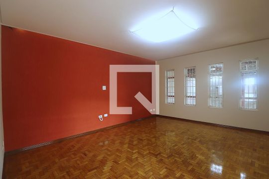 Casa à venda com 4 quartos, 393m² em Vila Camilópolis, Santo André