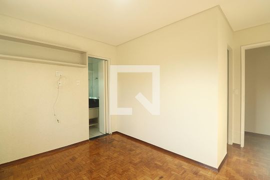 Suíte - Quarto 1 de casa à venda com 4 quartos, 393m² em Vila Camilópolis, Santo André