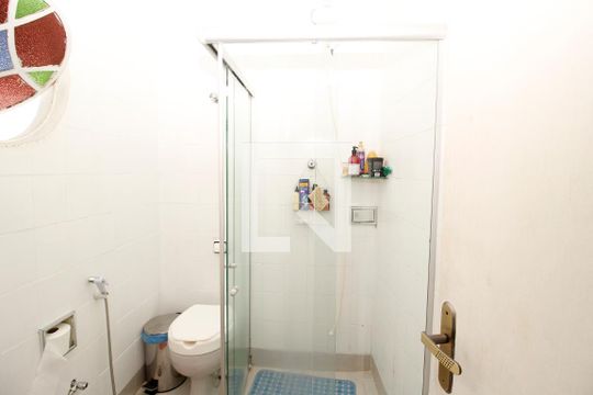Banheiro 2 de apartamento à venda com 7 quartos, 300m² em Renascença, Belo Horizonte