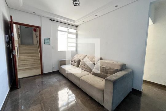 Sala de apartamento para alugar com 2 quartos, 50m² em Jardim Prudência, São Paulo