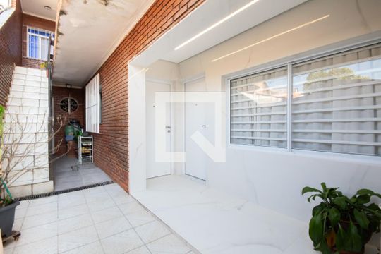 Entrada de casa à venda com 3 quartos, 200m² em Padroeira, Osasco