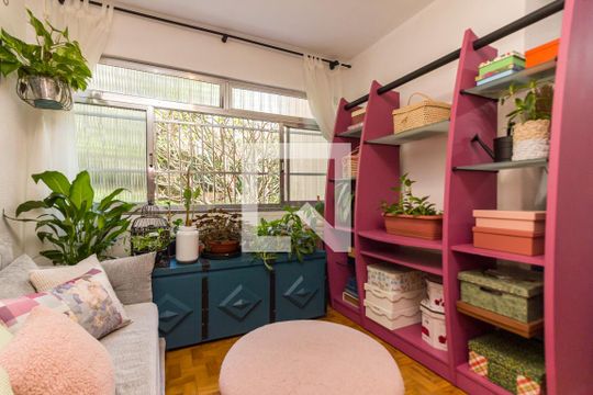 Sala de apartamento à venda com 3 quartos, 63m² em Alto de Pinheiros, São Paulo