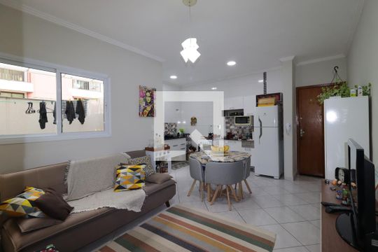 Sala de apartamento para alugar com 3 quartos, 70m² em Parque das Nações, Santo André