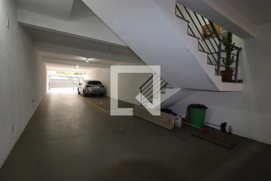Garagem de apartamento para alugar com 3 quartos, 70m² em Parque das Nações, Santo André