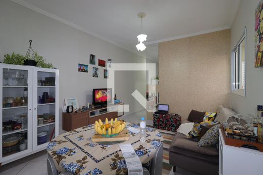 Sala de apartamento para alugar com 3 quartos, 70m² em Parque das Nações, Santo André