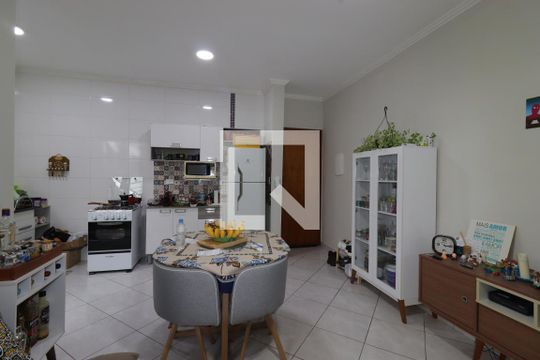 Sala de apartamento para alugar com 3 quartos, 70m² em Parque das Nações, Santo André