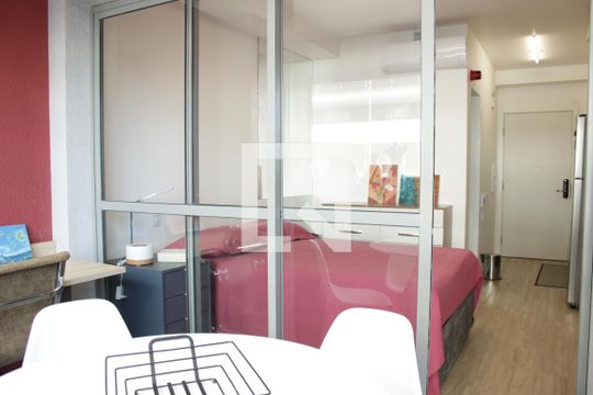 Varanda de kitnet/studio à venda com 1 quarto, 30m² em Pinheiros, São Paulo