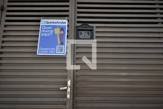 Fachada de casa à venda com 3 quartos, 200m² em Jaçanã , São Paulo