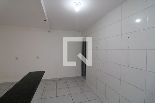Cozinha de casa para alugar com 1 quarto, 40m² em Jardim Vera Cruz(zona Leste), São Paulo