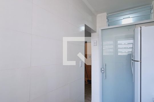 Cozinha de apartamento para alugar com 1 quarto, 25m² em Canto do Forte, Praia Grande