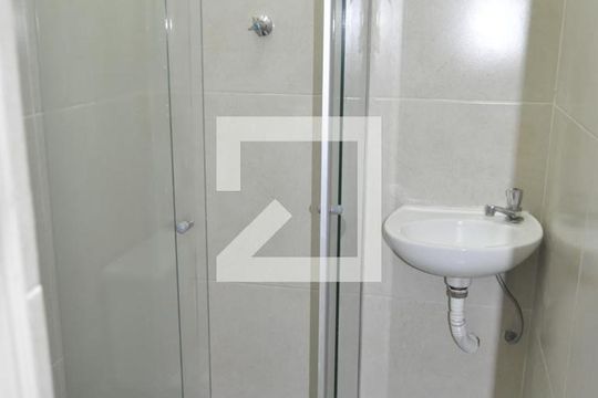Banheiro   de apartamento para alugar com 1 quarto, 50m² em Engenho de Dentro, Rio de Janeiro