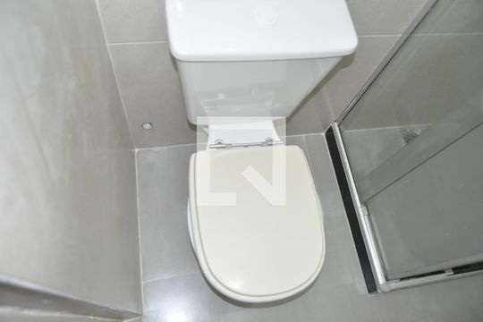 Banheiro   de apartamento para alugar com 1 quarto, 50m² em Engenho de Dentro, Rio de Janeiro
