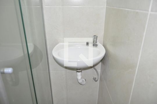 Banheiro   de apartamento para alugar com 1 quarto, 50m² em Engenho de Dentro, Rio de Janeiro