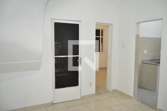 Sala de apartamento para alugar com 1 quarto, 50m² em Engenho de Dentro, Rio de Janeiro
