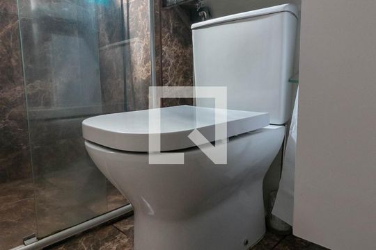  Banheiro 1 de apartamento à venda com 2 quartos, 51m² em Camargos, Belo Horizonte