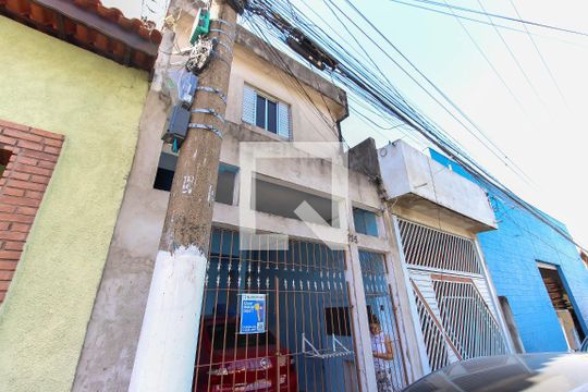 Fachada de casa à venda com 2 quartos, 200m² em Vila Progresso (zona Leste), São Paulo