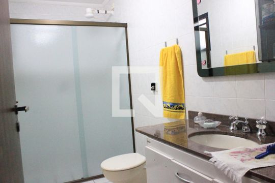 Banheiro  de apartamento à venda com 2 quartos, 113m² em Picanço, Guarulhos