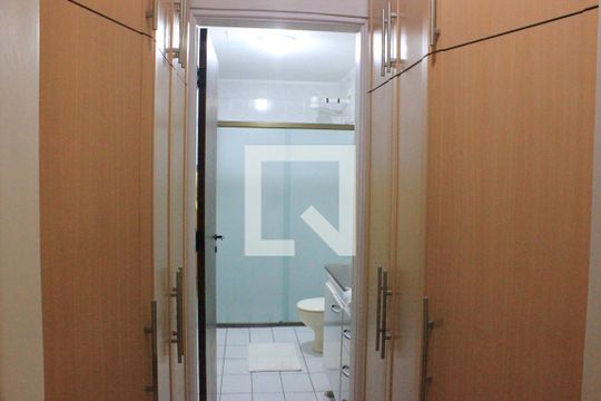 Closet de apartamento à venda com 2 quartos, 113m² em Picanço, Guarulhos