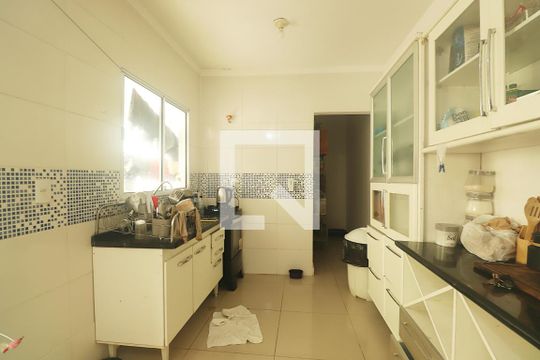 Cozinha de apartamento à venda com 3 quartos, 80m² em Vila Curuçá, Santo André