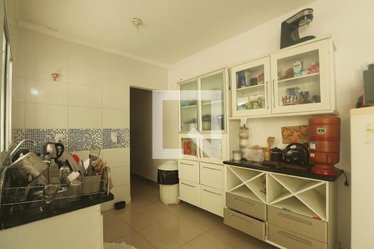 Cozinha de apartamento à venda com 3 quartos, 80m² em Vila Curuçá, Santo André