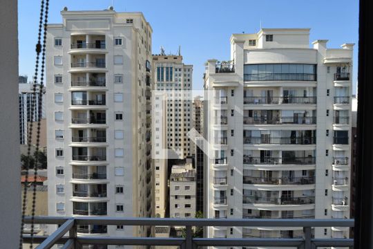 vista da varanda de apartamento para alugar com 3 quartos, 70m² em Pinheiros, São Paulo