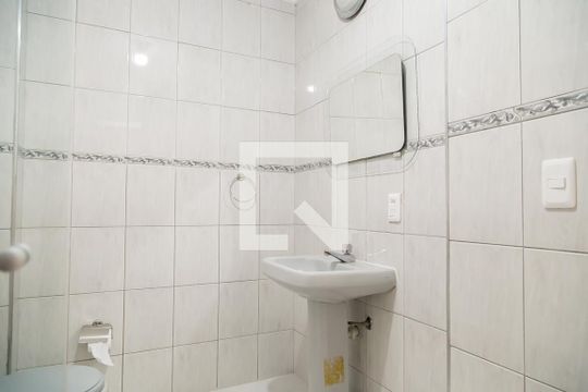 Banheiro de apartamento para alugar com 3 quartos, 89m² em Vila Paulista, São Paulo