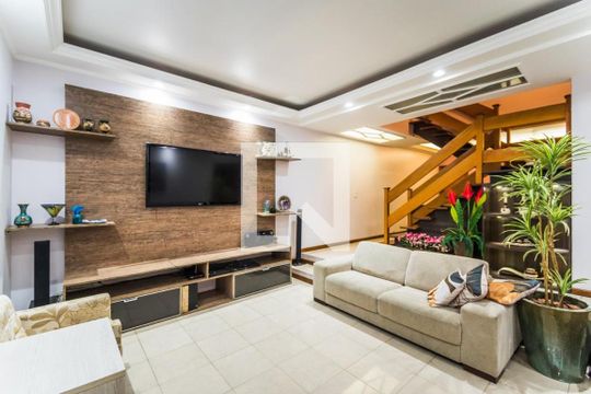 Casa para alugar com 4 quartos, 280m² em Vila da Saúde, São Paulo