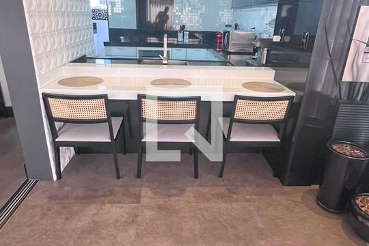 Sala de apartamento à venda com 4 quartos, 147m² em Palmares, Belo Horizonte