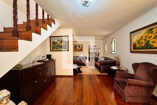 Sala de casa à venda com 3 quartos, 224m² em Vila Camilopolis, Santo André