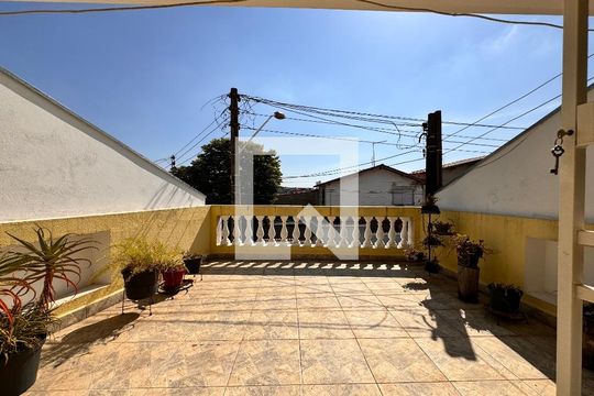 Varanda de casa à venda com 3 quartos, 224m² em Vila Camilopolis, Santo André