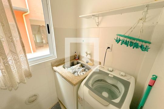 Área de Serviço de apartamento para alugar com 2 quartos, 66m² em Ingleses do Rio Vermelho, Florianópolis