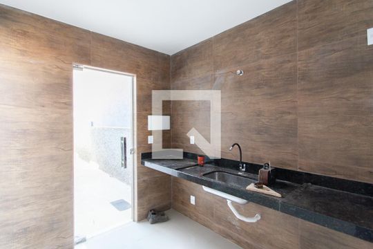 Cozinha de casa à venda com 3 quartos, 210m² em Canaa, Belo Horizonte