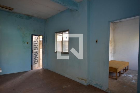 Sala com Cozinha de casa à venda com 1 quarto, 108m² em Colégio, Rio de Janeiro