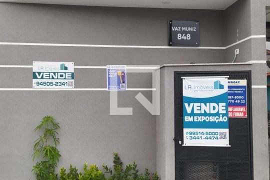 Fachada de apartamento para alugar com 2 quartos, 40m² em Água Fria, São Paulo